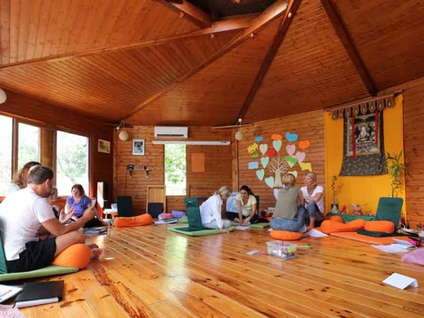 sala-de-madera-actividades-solterreno